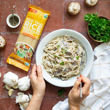 Load image into Gallery viewer, Organic Brown Pad Thai Rice Noodles
